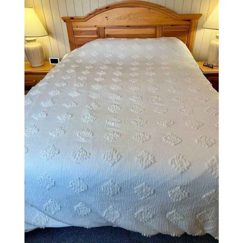 Threshold King Tufted Diamond Crinkle White Duvet Cover